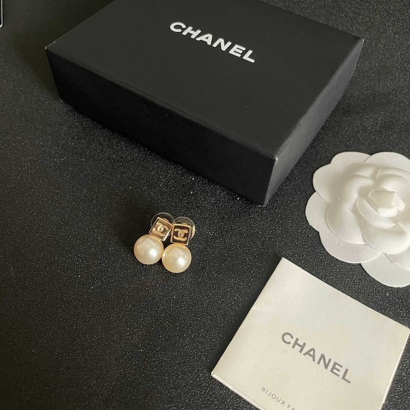 Chanel Earring 04yxs421